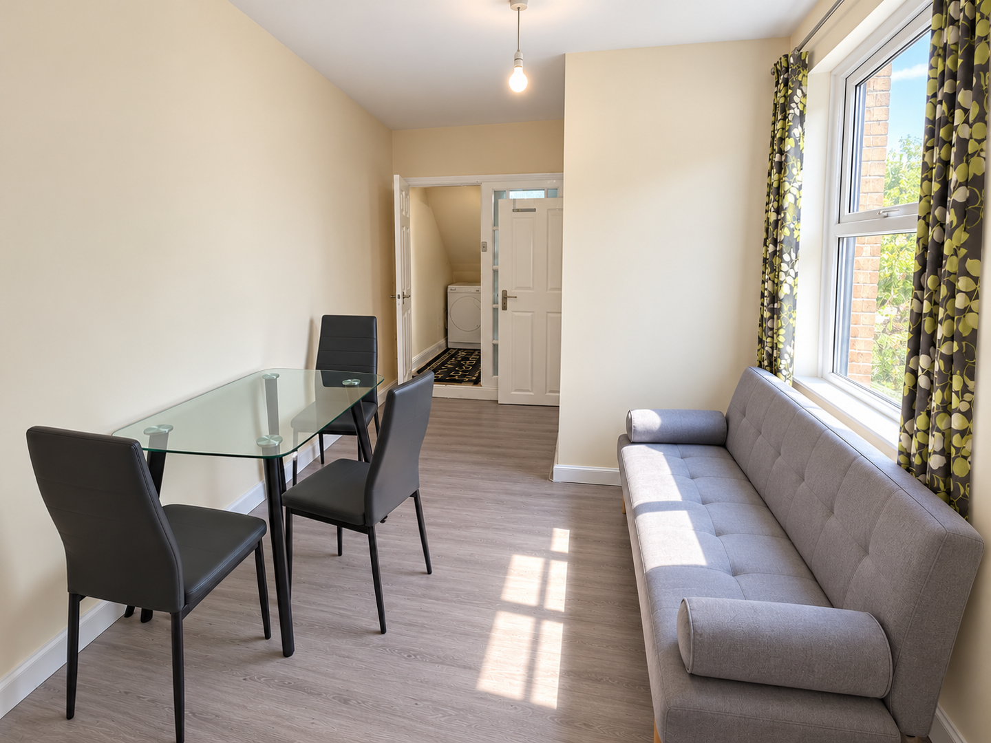 4 bed property in Australia Road, Cardiff